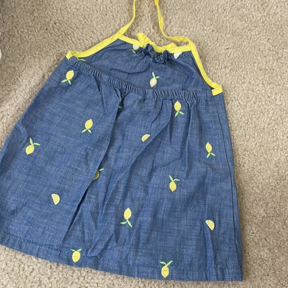 Adorable Lemon chambray little girl's halter top size 6 by Gymboree - Picture 3 of 3